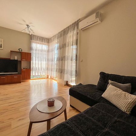 סוזופול Summer Host Apartment Onegin מראה חיצוני תמונה