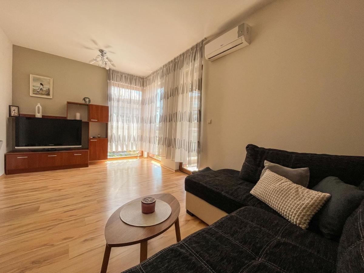 סוזופול Summer Host Apartment Onegin מראה חיצוני תמונה